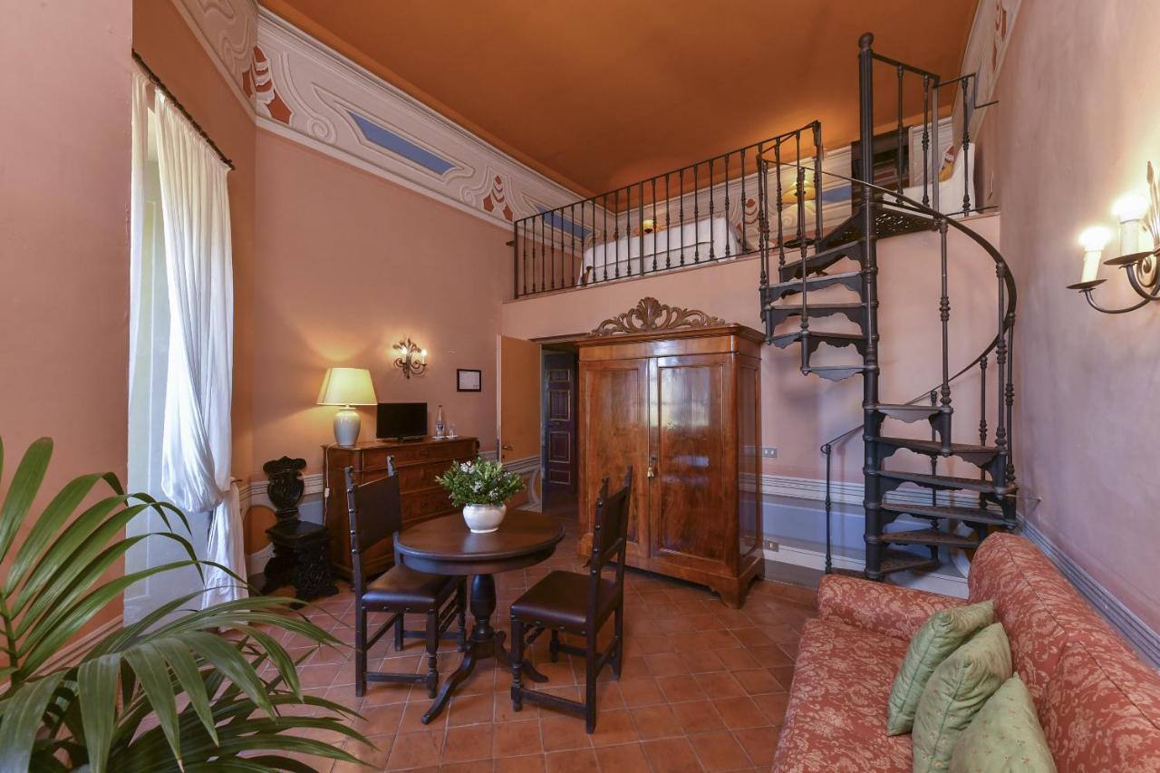 Castello Costaguti Hotel Roccalvecce Exterior photo