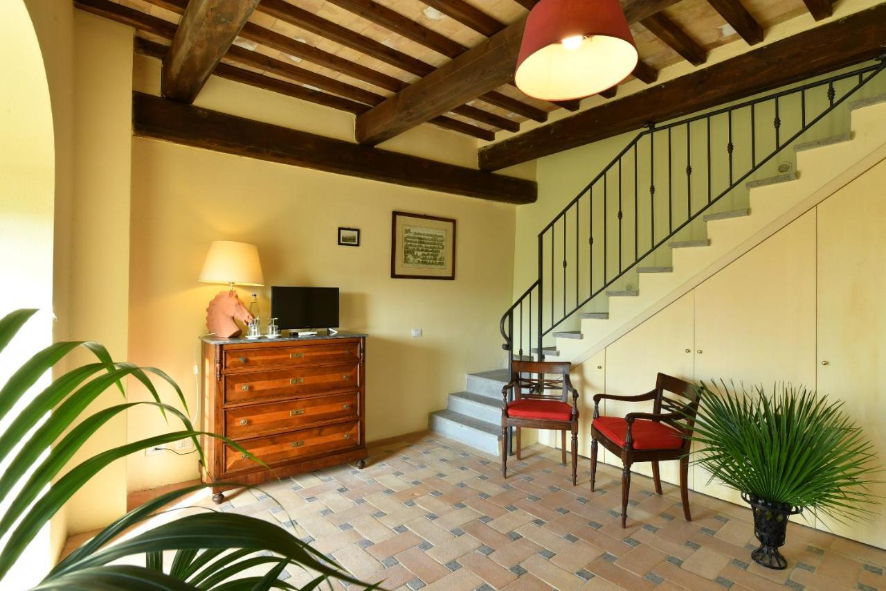 Castello Costaguti Hotel Roccalvecce Exterior photo